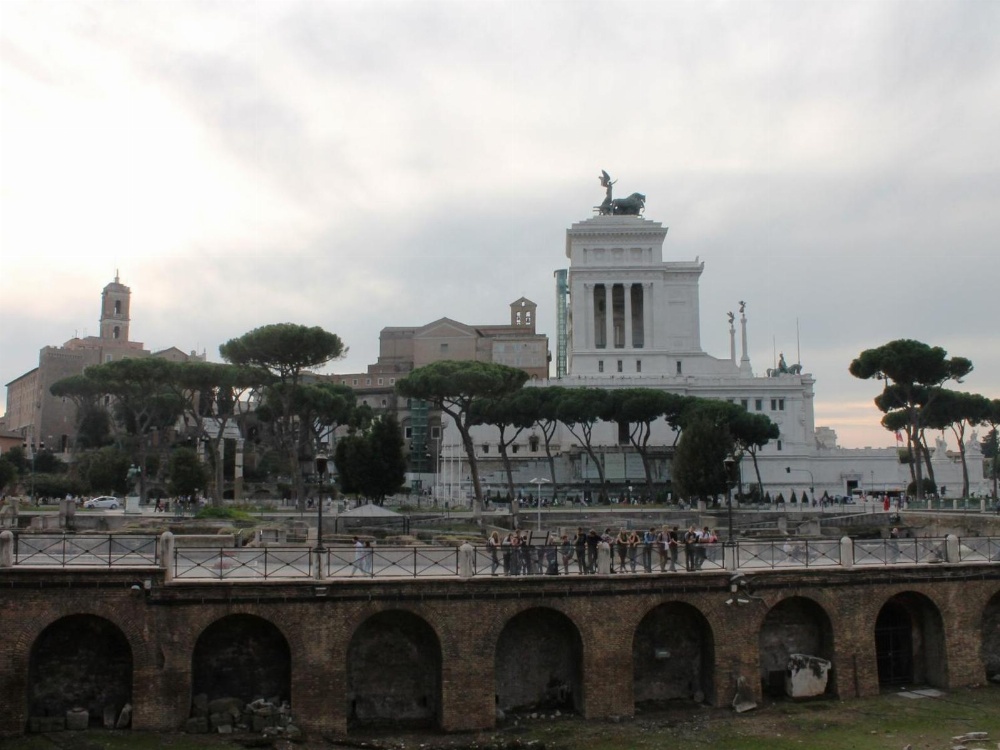 Roman Forum Holiday Fori